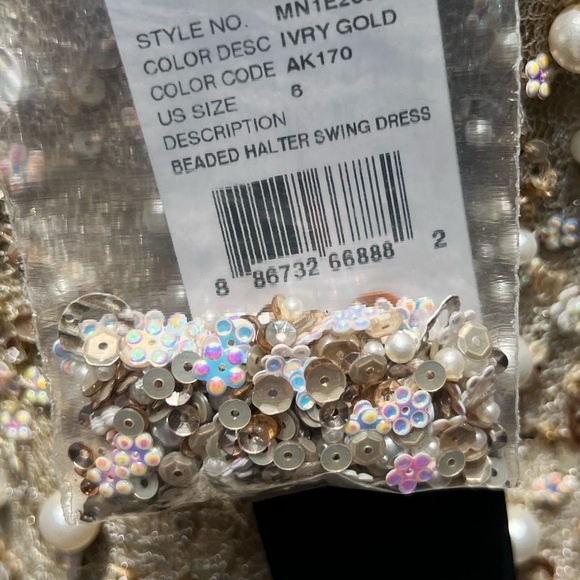 🌻NEW w.tags Adrianna Papell Beaded Halter Party Dress Size 6 | $275 Retail - Picture 13 of 16